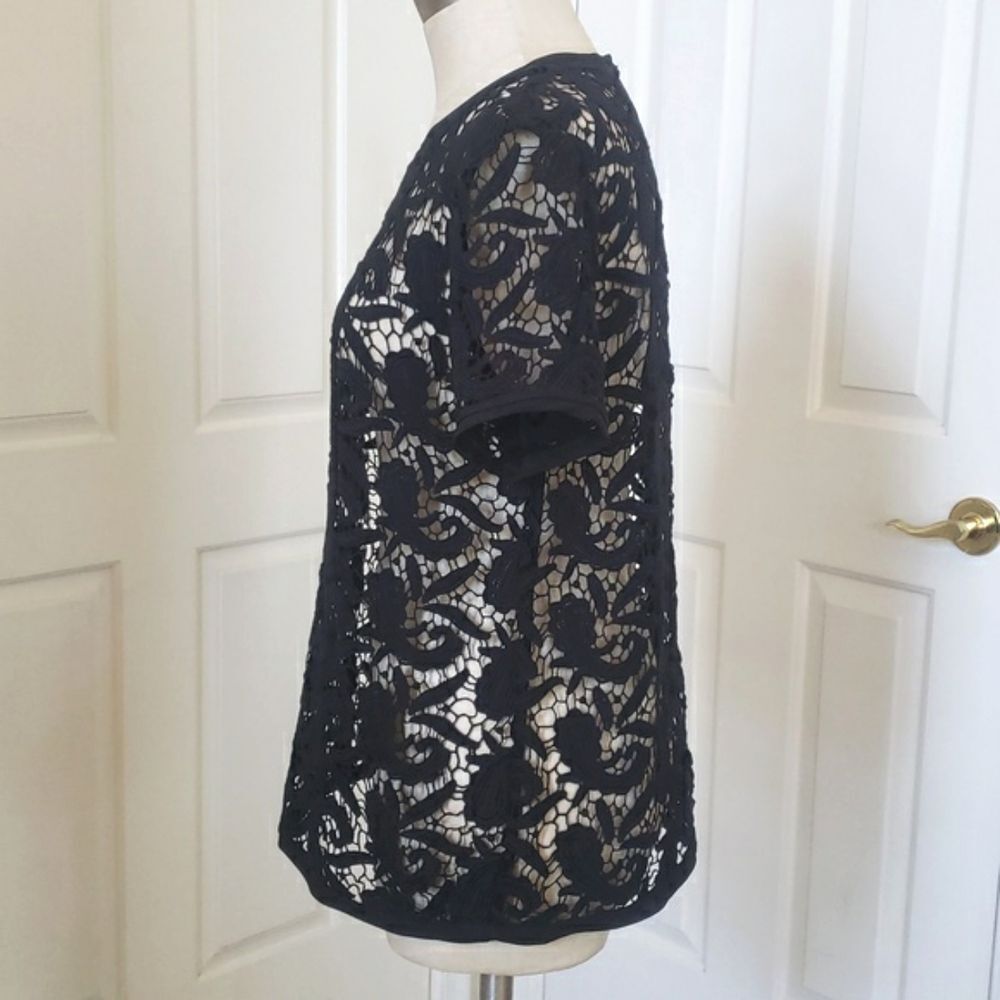 LOFT Black Crochet Lace Sheer Top Short Sleeve Keyhole Petite Medium PM - Picture 3 of 12